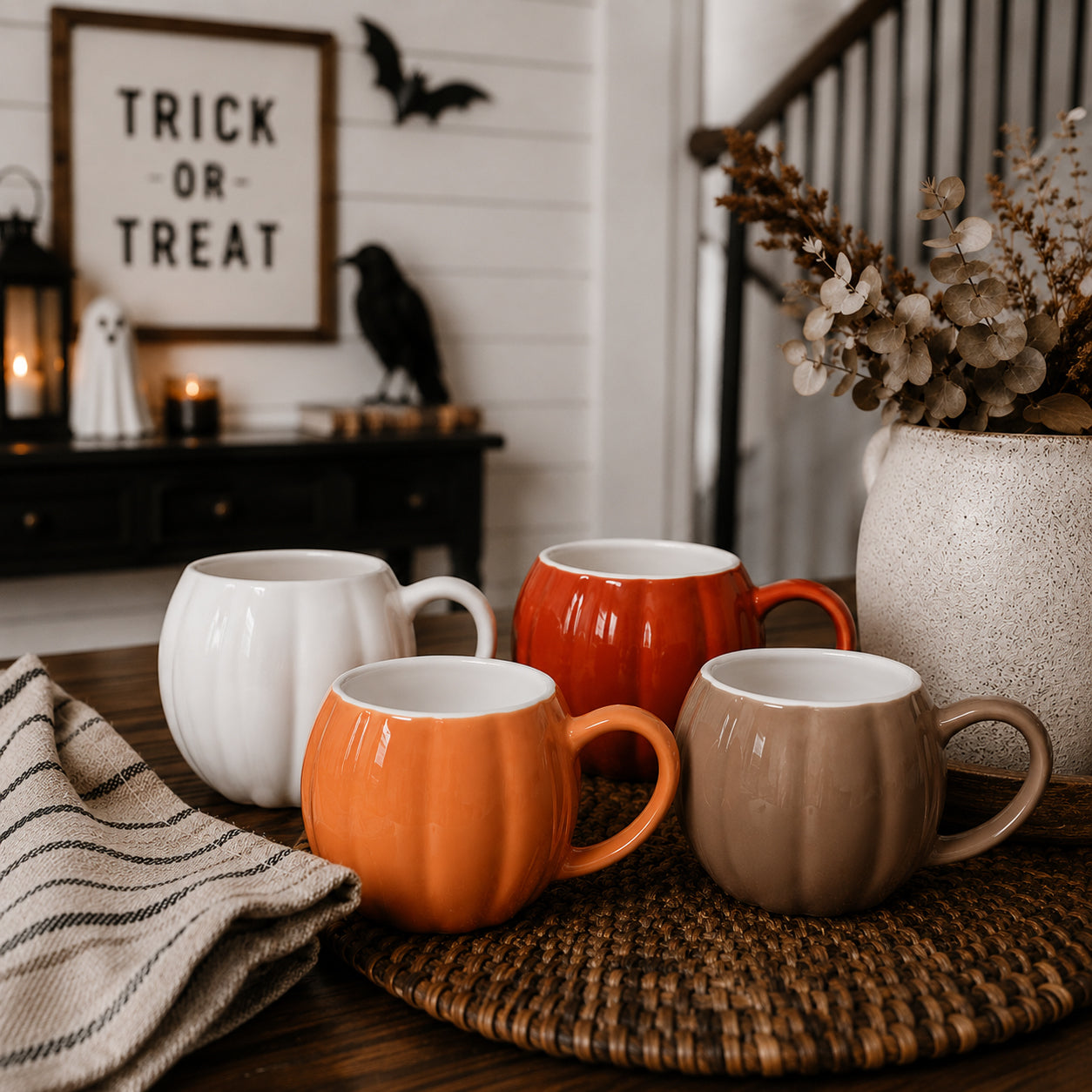 Pumpkin-Shaped Ceramic Coffee Mug – 16.8 oz